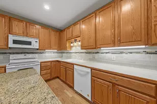 20524 Eastview Curve, Farmington, MN 55024 - Photo 10