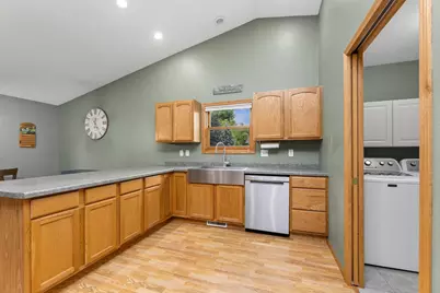 909 Jonathan Lane, La Crescent, MN 55947 - Photo 14
