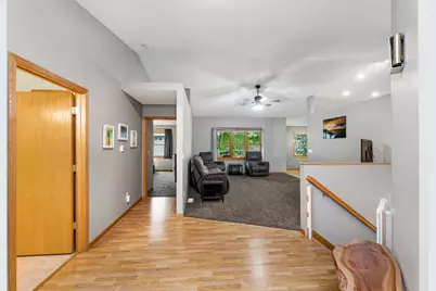 909 Jonathan Lane, La Crescent, MN 55947 - Photo 4