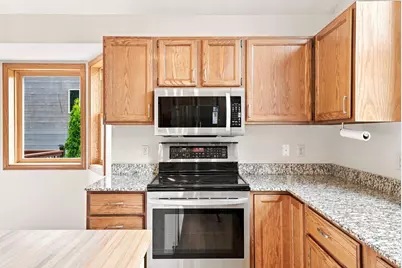 7135 Upper 157th Street W, Apple Valley, MN 55124 - Photo 4