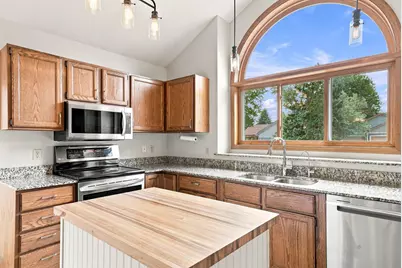 7135 Upper 157th Street W, Apple Valley, MN 55124 - Photo 2