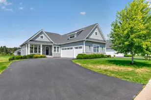 37 Summit Farm Ln, White Bear Lake, MN 55110 - Photo 2