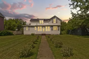 122 W School St, Owatonna, MN 55060 - Photo 4