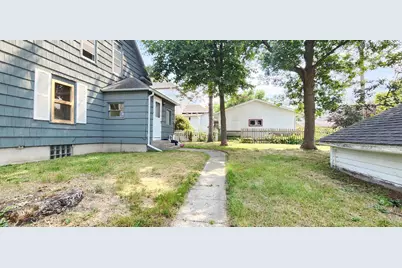 437 7th Street NE, Staples, MN 56479 - Photo 4