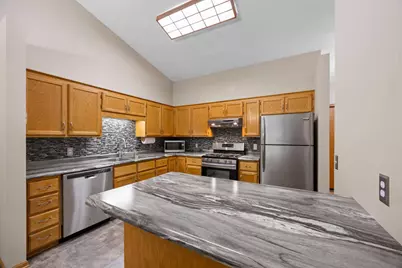 27699 Woodland Drive, Chisago City, MN 55013 - Photo 8