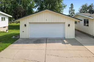 1230 8th St, Howard Lake, MN 55349 - Photo 36