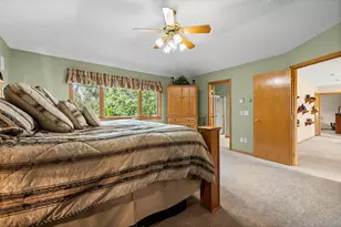 12101 Jasper Ln, Eden Prairie, MN 55347 - Photo 32