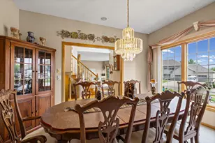 12101 Jasper Ln, Eden Prairie, MN 55347 - Photo 14