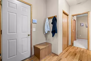 12101 Jasper Ln, Eden Prairie, MN 55347 - Photo 24