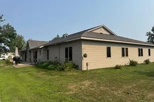 300 Roosevelt Rd SW, Bemidji, MN 56601 - Photo 28
