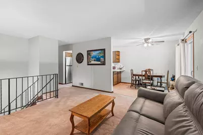 11236 Vessey Circle, Bloomington, MN 55437 - Photo 10