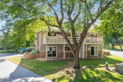 11236 Vessey Circle, Bloomington, MN 55437 - Photo 4