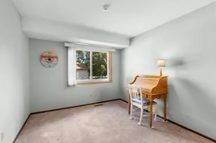 11236 Vessey Cir, Bloomington, MN 55437 - Photo 24