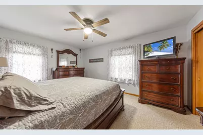 302 W Douglas Street, Arlington, MN 55307 - Photo 18