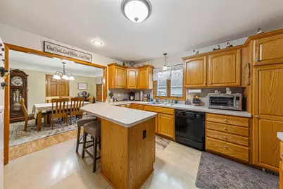 302 W Douglas Street, Arlington, MN 55307 - Photo 14
