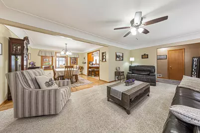 302 W Douglas Street, Arlington, MN 55307 - Photo 8