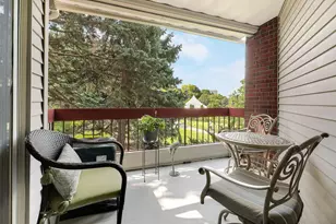 7500 Edinborough Way, Edina, MN 55435 - Photo 2