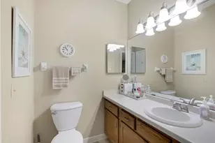 7500 Edinborough Way, Edina, MN 55435 - Photo 16