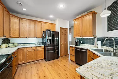 16303 70th Avenue N, Maple Grove, MN 55311 - Photo 8