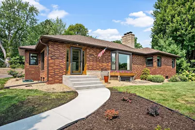 2005 Kenwood Drive W, Maplewood, MN 55117 - Photo 1