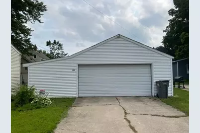 702 11th Avenue SW, Austin, MN 55912 - Photo 2