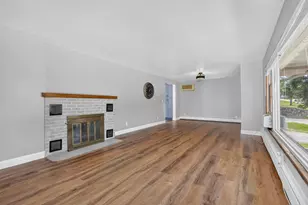 212 S Pokegama Ave, Grand Rapids, MN 55744 - Photo 16
