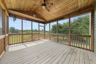 10614 Maple Blvd, Woodbury, MN 55129 - Photo 24