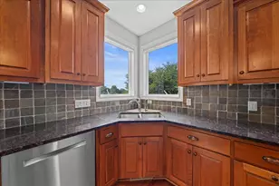 10614 Maple Blvd, Woodbury, MN 55129 - Photo 12