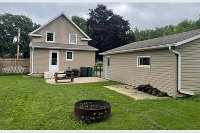 207 1st Avenue NE, Geneva, MN 56035 - Photo 2