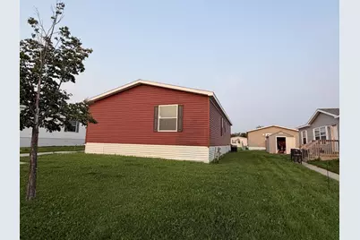 2020 Peregrine Place NW, Stewartville, MN 55976 - Photo 14