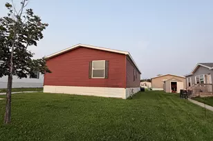 2020 Peregrine Pl NW, Stewartville, MN 55976 - Photo 14