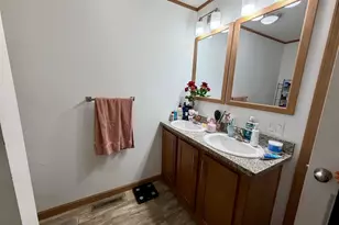 2020 Peregrine Pl NW, Stewartville, MN 55976 - Photo 10