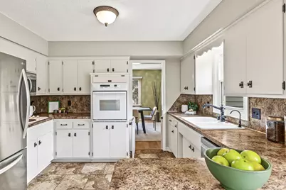 10 Western Terrace, Golden Valley, MN 55426 - Photo 12