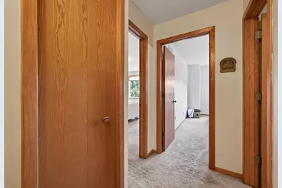 493 Marshland Trail, Chanhassen, MN 55317 - Photo 20