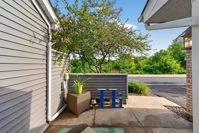 493 Marshland Trail, Chanhassen, MN 55317 - Photo 2