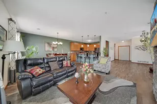 4926 Bisset Ln, Inver Grove Heights, MN 55076 - Photo 10