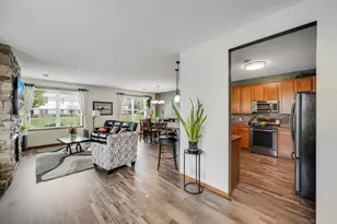 4926 Bisset Ln, Inver Grove Heights, MN 55076 - Photo 6