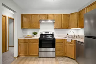 4061 Maureen Dr NE, Columbia Heights, MN 55421 - Photo 8