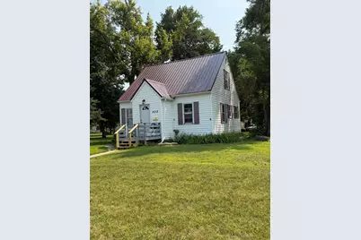 428 E Rooney Avenue, Appleton, MN 56208 - Photo 2