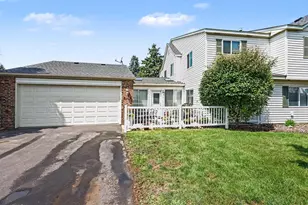 7714 157th St W, Apple Valley, MN 55124 - Photo 2