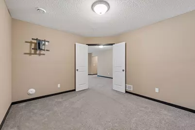 8652 Lake Riley Drive, Chanhassen, MN 55317 - Photo 28