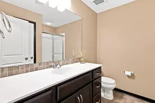 8652 Lake Riley Dr, Chanhassen, MN 55317 - Photo 34