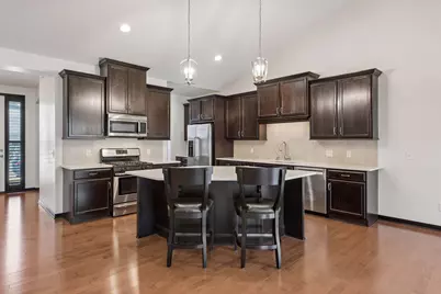 8652 Lake Riley Drive, Chanhassen, MN 55317 - Photo 4