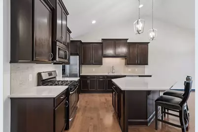 8652 Lake Riley Drive, Chanhassen, MN 55317 - Photo 8