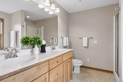 11455 Middleton Trail, Woodbury, MN 55129 - Photo 48