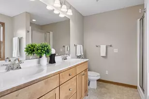 11455 Middleton Trail, Woodbury, MN 55129 - Photo 48