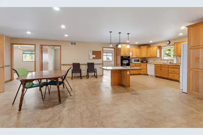 900 Courtney Drive, Caledonia, MN 55921 - Photo 6