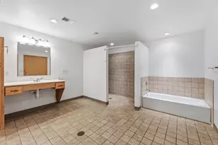 900 Courtney Dr, Caledonia, MN 55921 - Photo 26