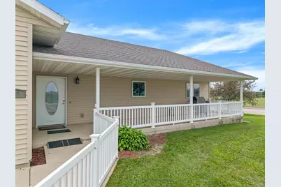 900 Courtney Drive, Caledonia, MN 55921 - Photo 40