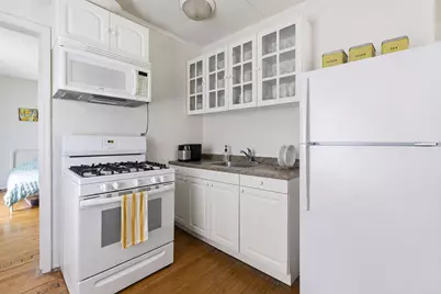 2541 Garfield Avenue #3, Minneapolis, MN 55405 - Photo 4